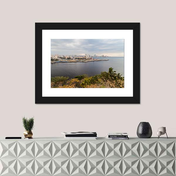 Skyline Of Havana Cuba Canvas Wall Art-1 Piece-Framed Print-20" x 16"-Tiaracle