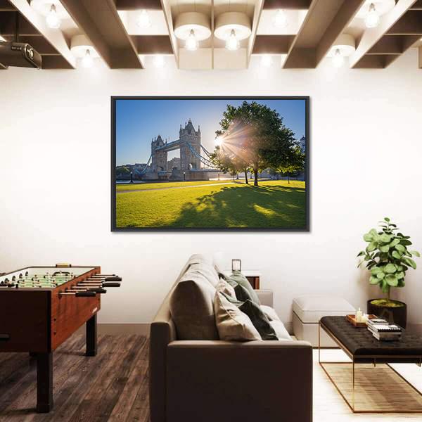 Sunrise At Tower Bridge Canvas Wall Art-1 Piece-Floating Frame-24" x 16"-Tiaracle