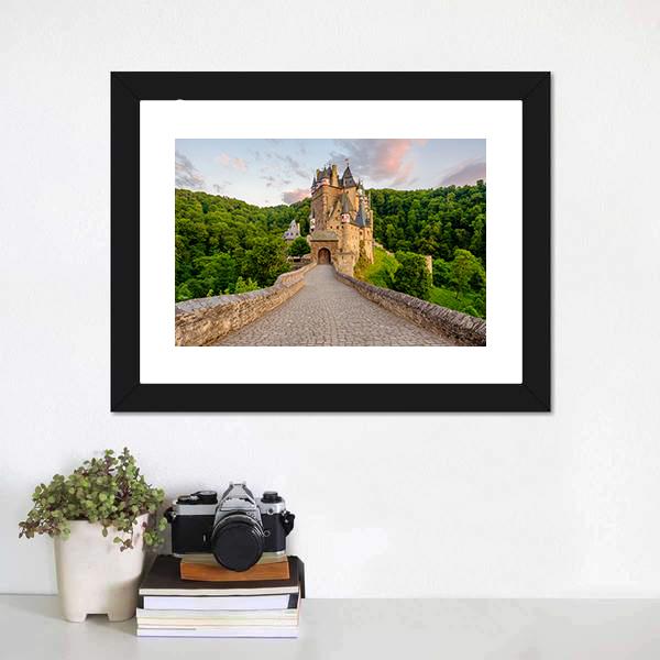 Burg Eltz Castle Germany Canvas Wall Art-1 Piece-Framed Print-20" x 16"-Tiaracle