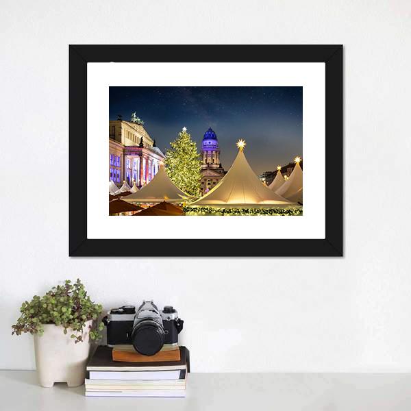 Gendar Men Market In Berlin Canvas Wall Art-1 Piece-Framed Print-20" x 16"-Tiaracle