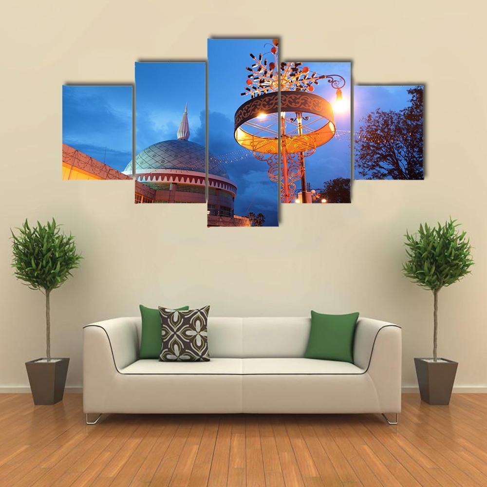 Museum Of Insignia Canvas Wall Art-5 Star-Gallery Wrap-62" x 32"-Tiaracle