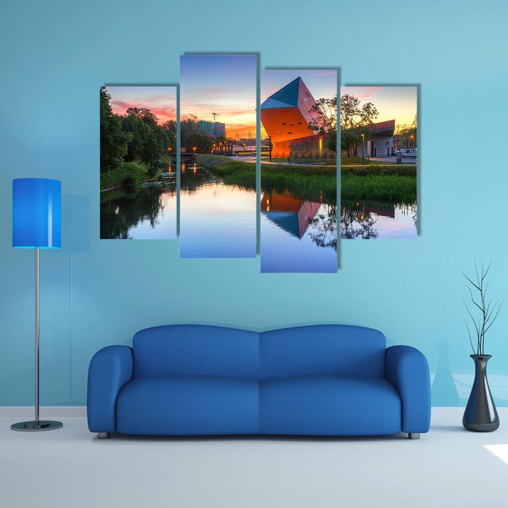 Museum Of Second World War Canvas Wall Art-4 Pop-Gallery Wrap-50" x 32"-Tiaracle