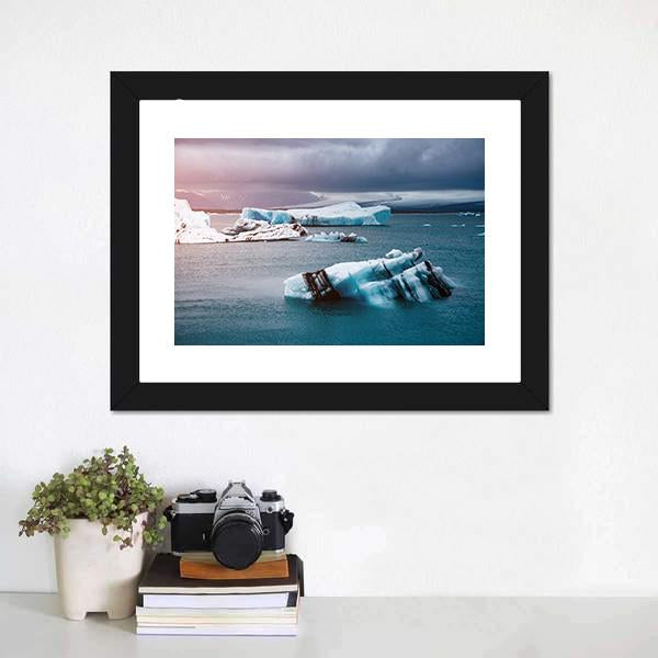 Pieces Of Iceberg Canvas Wall Art-1 Piece-Framed Print-20" x 16"-Tiaracle