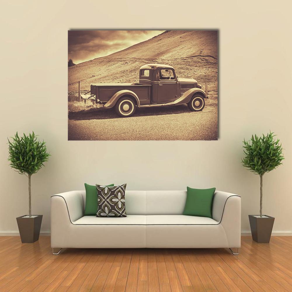 Retro Style Vintage Truck Canvas Wall Art-1 Piece-Gallery Wrap-36" x 24"-Tiaracle