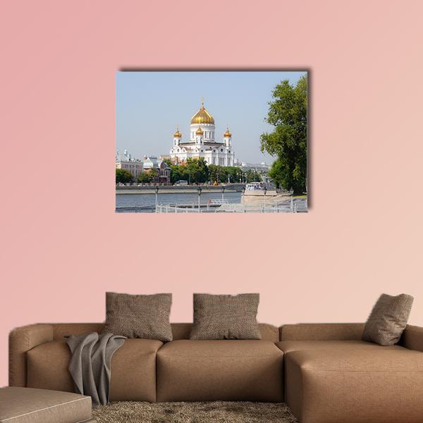 Mosque In Moscow Canvas Wall Art-1 Piece-Gallery Wrap-48" x 32"-Tiaracle