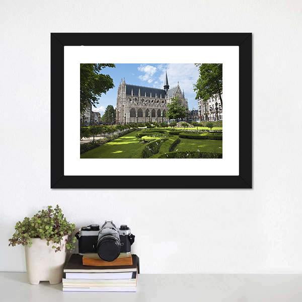 Sablon Gothic Church Canvas Wall Art-1 Piece-Framed Print-20" x 16"-Tiaracle