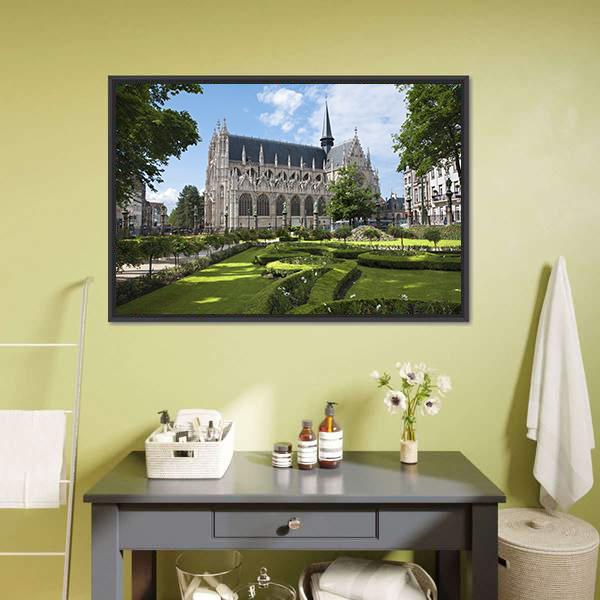 Sablon Gothic Church Canvas Wall Art-1 Piece-Floating Frame-24" x 16"-Tiaracle