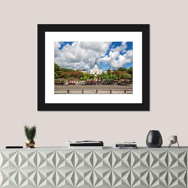 St. Louis Cathedral in the French Quarter Canvas Wall Art-1 Piece-Framed Print-20" x 16"-Tiaracle