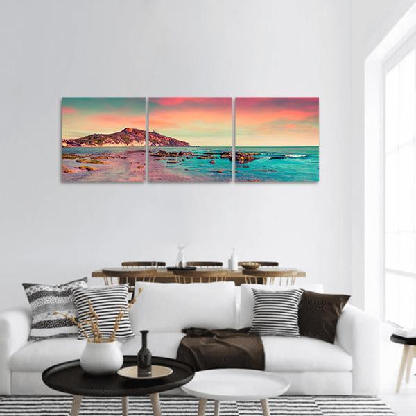 The Giallonardo Beach Panoramic Canvas Wall Art-3 Piece-25" x 08"-Tiaracle