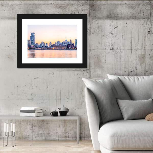 The Bund Shanghai Canvas Wall Art-3 Horizontal-Gallery Wrap-25" x 16"-Tiaracle