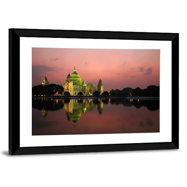 Victoria Memorial At Night Canvas Wall Art-1 Piece-Framed Print-20" x 16"-Tiaracle