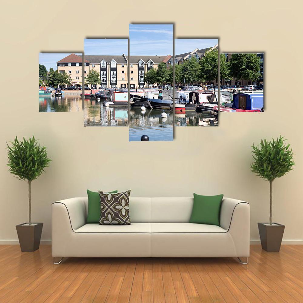 View Of Apsley Marina Canvas Wall Art-5 Star-Gallery Wrap-62" x 32"-Tiaracle
