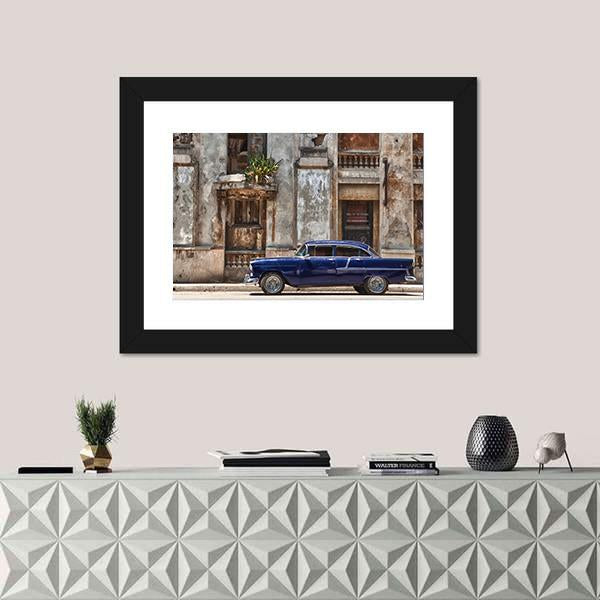 Vintage Car In Havana Canvas Wall Art-1 Piece-Framed Print-20" x 16"-Tiaracle