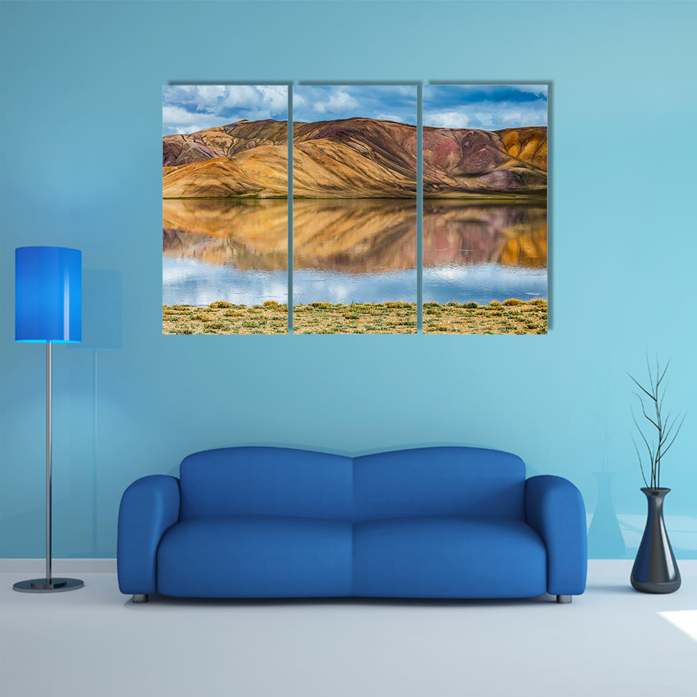 Bulunkul Lake In Pamir In Tajikistan Canvas Wall Art