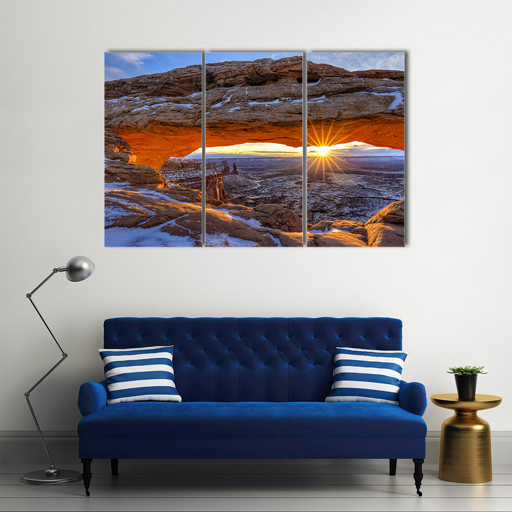 Mesa Arch In Canyonlands National Park Utah Canvas Wall Art