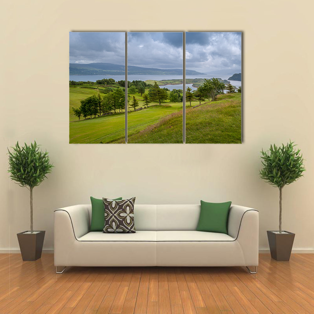 Tobermory Bay In Scotland Canvas Wall Art