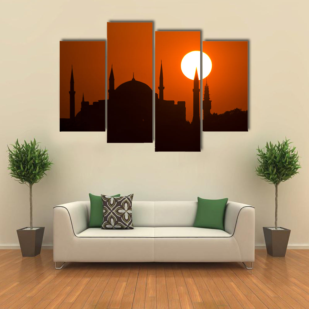 Silhouette Of Suleymaniye Mosque At Sunset In Istanbul Canvas Wall Art
