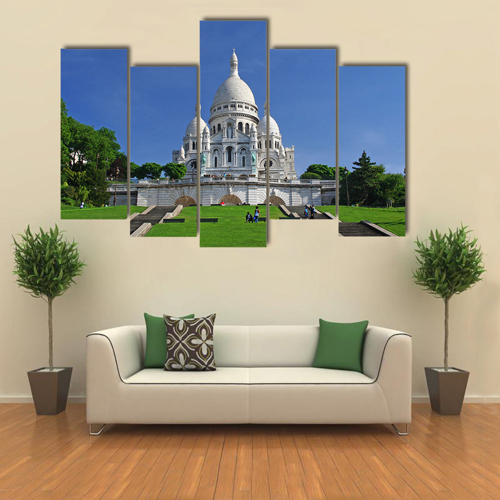 Sacré-cœur Basilica in Montmartre, Paris Canvas Wall Art