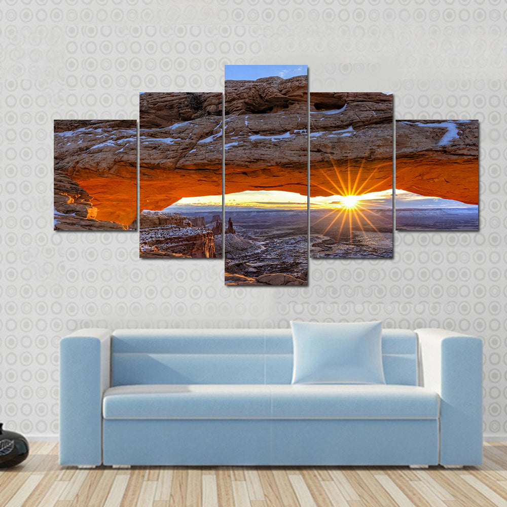 Mesa Arch In Canyonlands National Park Utah Canvas Wall Art