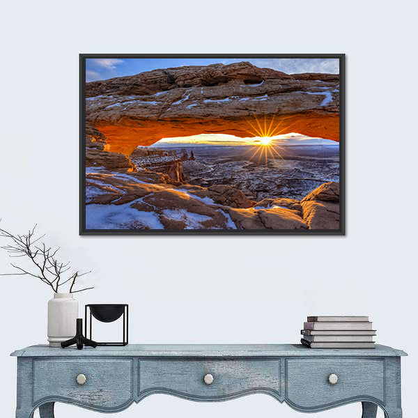 Mesa Arch In Canyonlands National Park Utah Canvas Wall Art