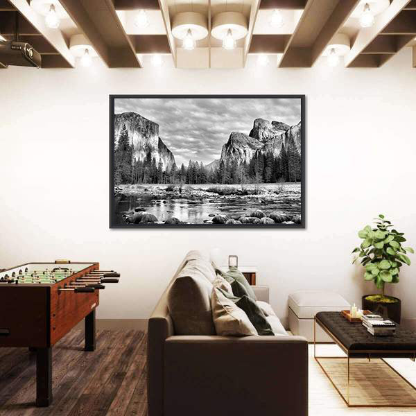 Yosemite Park In California Canvas Wall Art