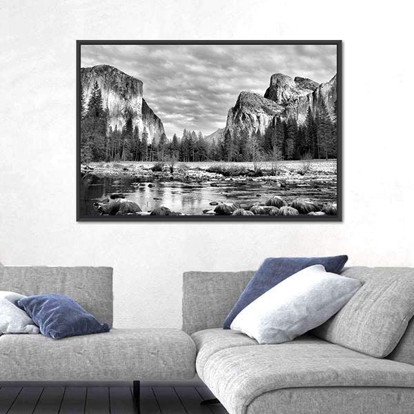 Yosemite Park In California Canvas Wall Art