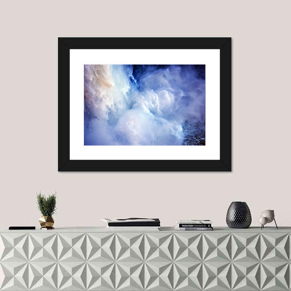 Snoqualme Falls In Washington State Canvas Wall Art