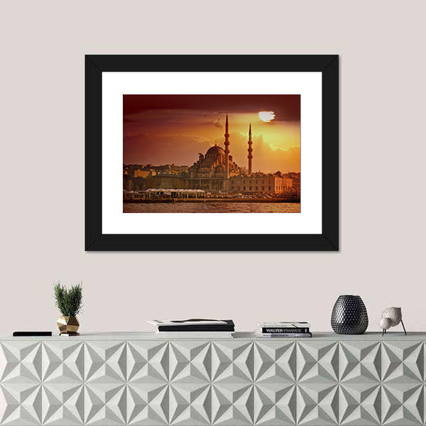 Suleymaniye Mosque At Sunset In Istanbul Canvas Wall Art