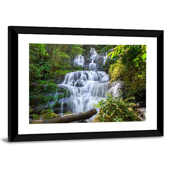 Mun Daeng Waterfall Canvas Wall Art-1 Piece-Framed Print-20" x 16"-Tiaracle