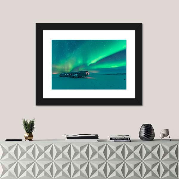 Northern Lights Over Plane Wreck Canvas Wall Art-1 Piece-Framed Print-20" x 16"-Tiaracle