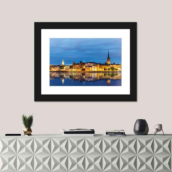 Old Town Gamla Stan In Stockholm Canvas Wall Art-1 Piece-Framed Print-20" x 16"-Tiaracle