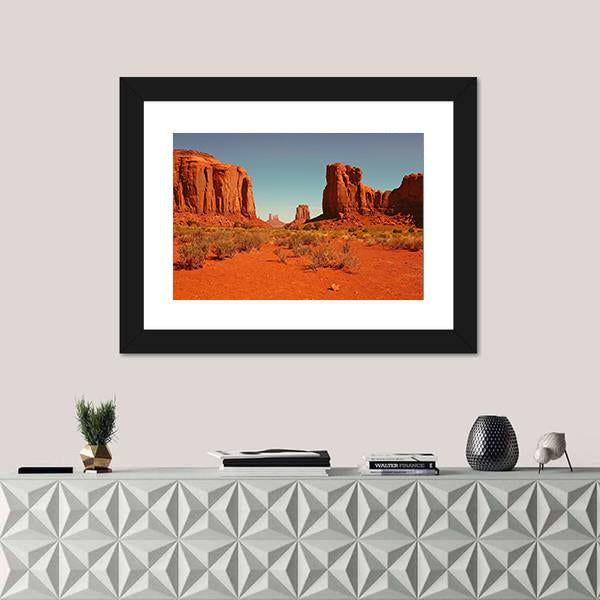 Perspective Of Monument Valley Canvas Wall Art-1 Piece-Framed Print-20" x 16"-Tiaracle