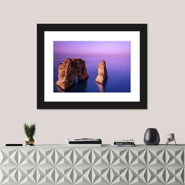 Picture Of Rawsha Rock Canvas Wall Art-1 Piece-Framed Print-20" x 16"-Tiaracle