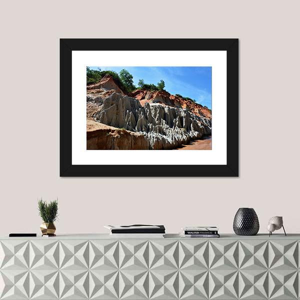 Red Canyon In Vietnam Canvas Wall Art-1 Piece-Framed Print-20" x 16"-Tiaracle