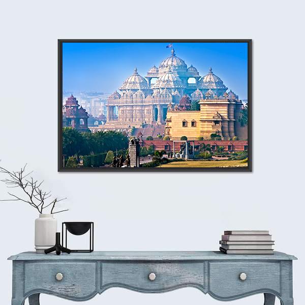 Red Fort In Old Delhi Canvas Wall Art-1 Piece-Floating Frame-24" x 16"-Tiaracle