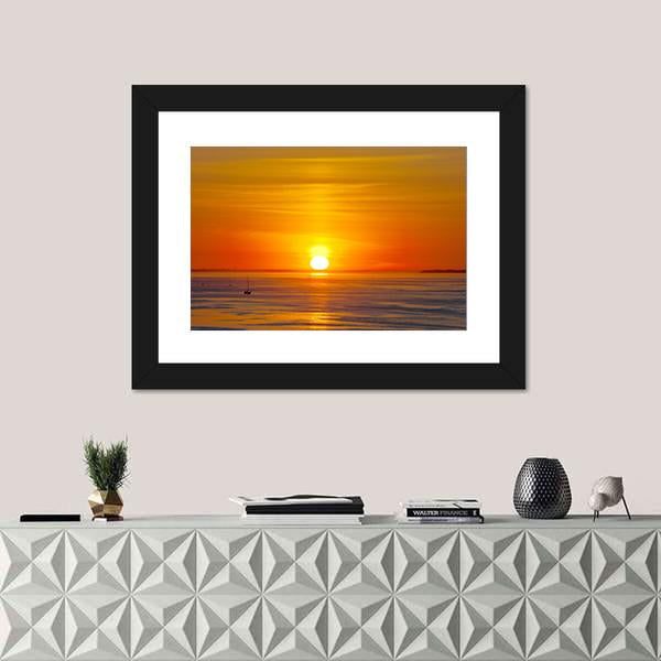 Red Sunset Over The Sea Canvas Wall Art-1 Piece-Framed Print-20" x 16"-Tiaracle