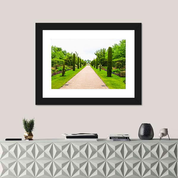 Regent's Park Landscape In London Canvas Wall Art-1 Piece-Framed Print-20" x 16"-Tiaracle