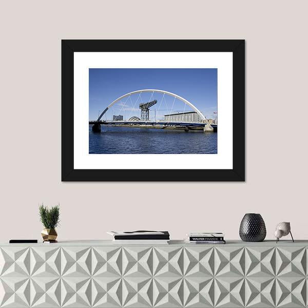 River Clyde In Glasgow With Bridge Canvas Wall Art-1 Piece-Framed Print-20" x 16"-Tiaracle