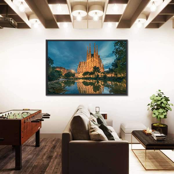 Sagrada Familia Church Canvas Wall Art-1 Piece-Floating Frame-36" x 24"-Tiaracle