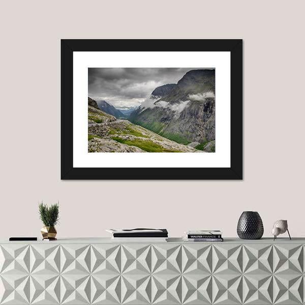 Scandinavia Mountain Landscapes Canvas Wall Art-1 Piece-Framed Print-20" x 16"-Tiaracle