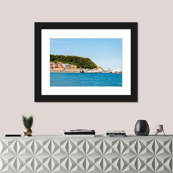 Scarborough South Bay Harbor Canvas Wall Art-1 Piece-Framed Print-20" x 16"-Tiaracle