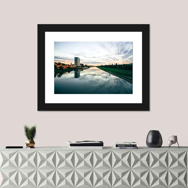Scenic Sunset Over A River Canvas Wall Art-1 Piece-Framed Print-20" x 16"-Tiaracle