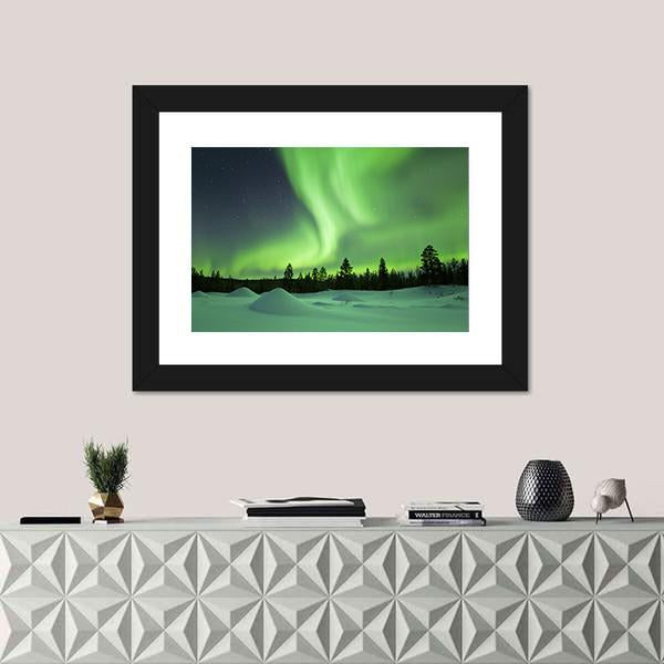 Spectacular Aurora Borealis Over Snowy Winter Landscape Canvas Wall Art-1 Piece-Framed Print-20" x 16"-Tiaracle