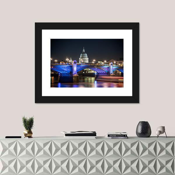 St Paul's Cathedral In London Canvas Wall Art-1 Piece-Framed Print-20" x 16"-Tiaracle