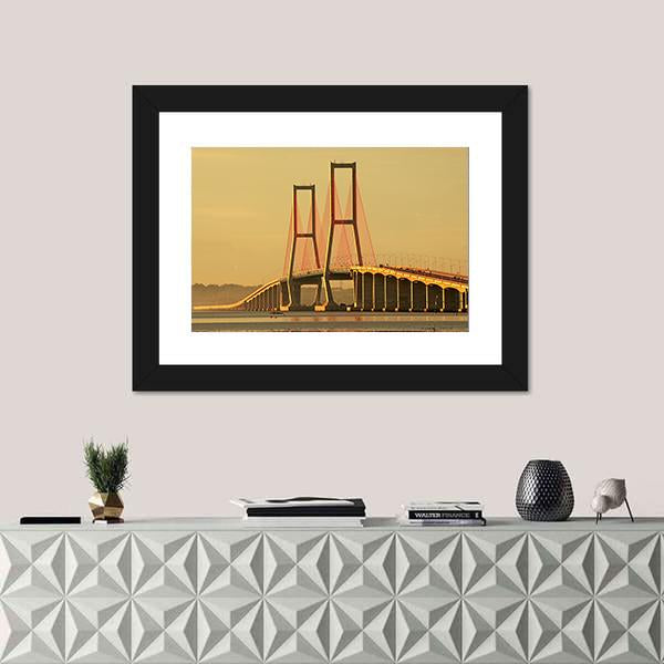 Suramadu Bridge Canvas Wall Art-1 Piece-Framed Print-20" x 16"-Tiaracle