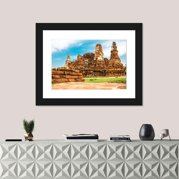 Temple Wat Of Ayutthaya Canvas Wall Art-1 Piece-Framed Print-20" x 16"-Tiaracle