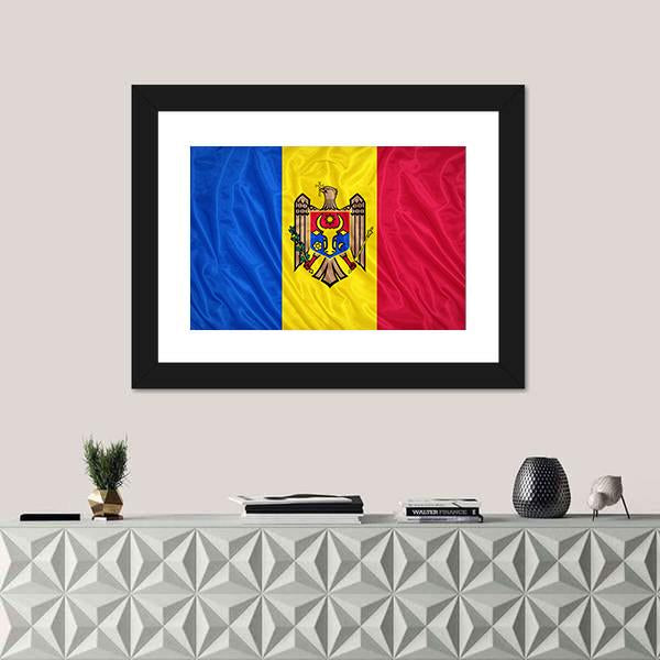 Waving Moldova Flag Canvas Wall Art-1 Piece-Framed Print-20" x 16"-Tiaracle