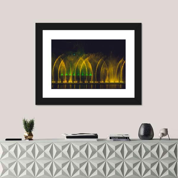 Yellow Dancing Fountain Canvas Wall Art-1 Piece-Framed Print-20" x 16"-Tiaracle