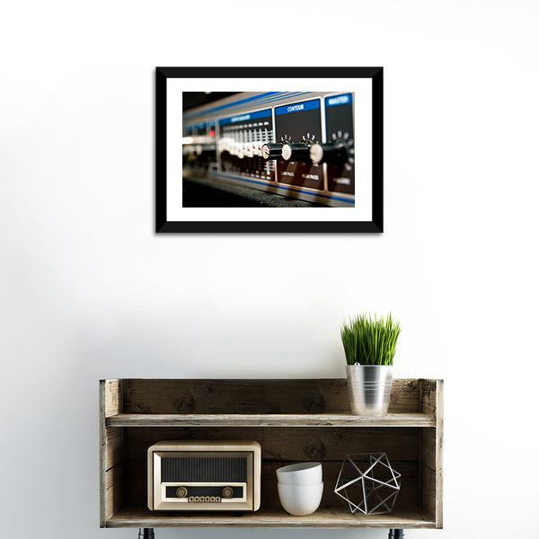 Amplifier Equipment Canvas Wall Art-1 Piece-Framed Print-20" x 16"-Tiaracle