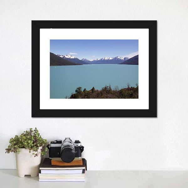 Argentino Lake Canvas Wall Art-1 Piece-Framed Print-20" x 16"-Tiaracle